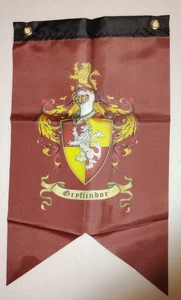 Bandera de Harry Potter Gryffindor Hogwarts 11" por 19" decoración de pared - Imagen 1 de 7