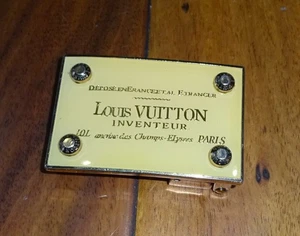 Hebilla de cinturón Louis Vuitton Inventeur dorado/crema... EXCELENTE ESTADO - Imagen 1 de 9