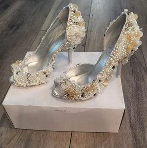 NWOT Boginni & Co. Pearl Crystal Rhinestone Sequin Beaded Bridal Wedding Shoes - Picture 1 of 15