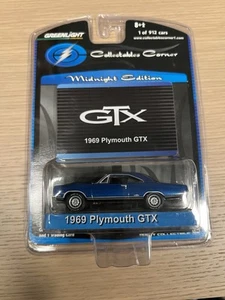 Greenlight 1:64 Collectables Corner Midnight Edition 1969 Plymouth GTX Blue - Picture 1 of 2