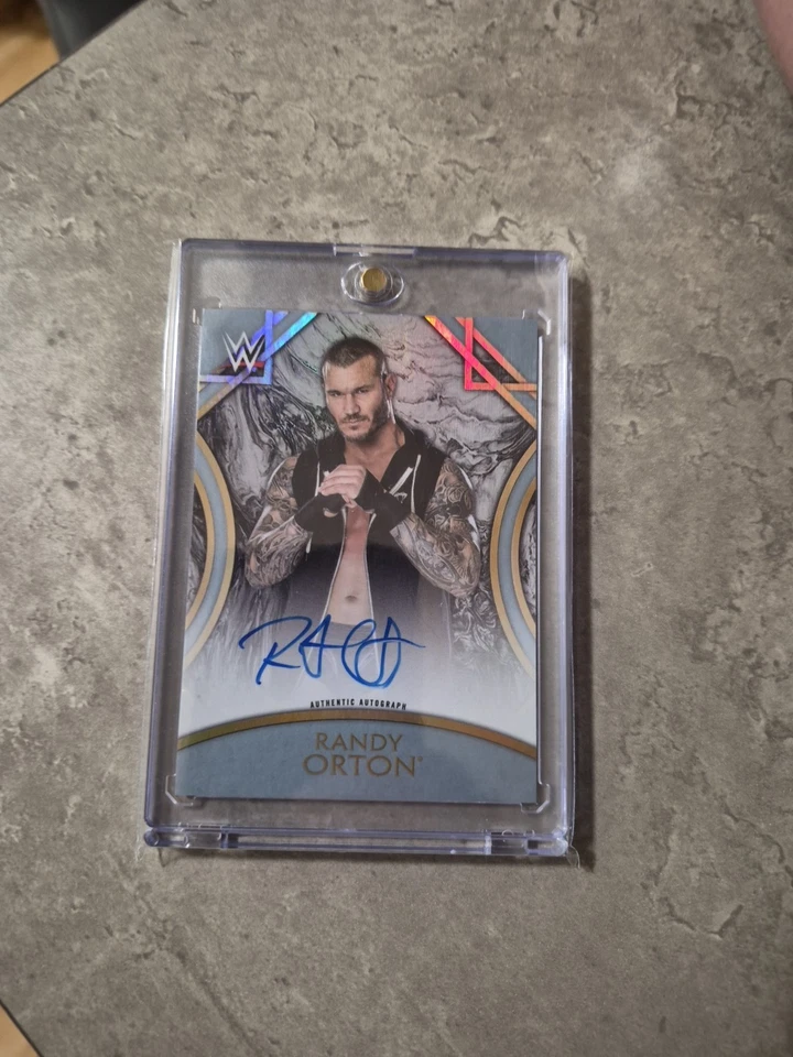 2018 TOPPS LEGENDS OF WWE AUTOS RANDY ORTON /50 - Image 1 of 4