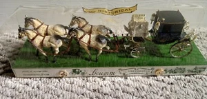 Brumm Historical horse drawn carriage no 13 Dress Chariot,1:43 - Picture 1 of 6