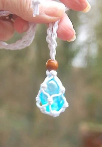 Colgante de cristal Aqua Aura jaula de algodón canalización sistema inmunológico - Imagen 1 de 2