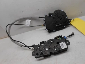 BMW G30 Close Lid Lock Actuator Lift Gate OEM 7441014 / 7383561 DA0279 - Bild 1 von 8
