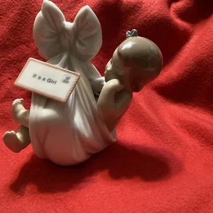 Lladro Retired HEAVEN'S GIFT WITH CARD (GIRL) - Picture 1 of 7
