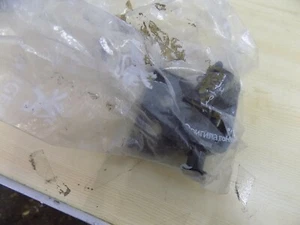 Genuine Peugeot 307 Nearside Front Upper Door Hinge 9035G5 - Picture 1 of 1