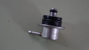 Válvula de control regulador de presión de combustible Pierburg 7.22066.00 - nueva - Imagen 1 de 6