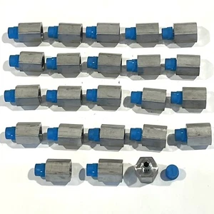 Swagelok 5/16" Tube x 1/4" Female NPT Stainless Steel Connector 316 Lot of 23 - Picture 1 of 3