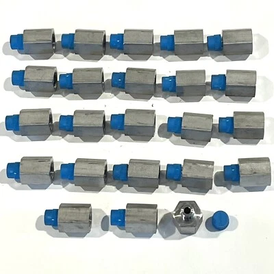 Swagelok  5/16" Tube x 1/4" Female NPT Stainless Steel Connector 316 Lot of 23 - Image 1 of 3