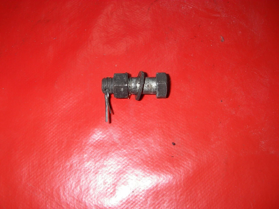 Rear An Brake Bolts Bremsstütze Brake Strut Drehmomentstrebe Suzuki Gn 400 - Bild 1 von 1