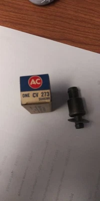  Válvula de ventilación de CA 'NOS' CV273... 1961-1965... Oldsmobile, Chevy, Pontiac... Foto 1 de 4