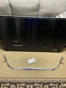 UN65F9000AF Base/Soporte SOLO con tornillos de montaje OEM SAMSUNG TV 65” Televisión - Imagen 1 de 21