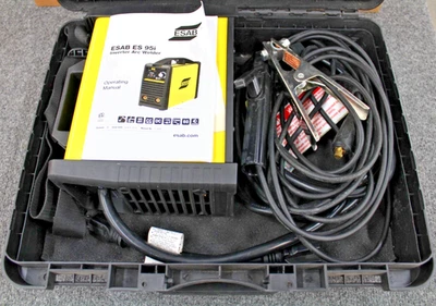Soldador de arco inversor ESAB ES 95i en estuche de transporte original (usado) Foto 1 de 4