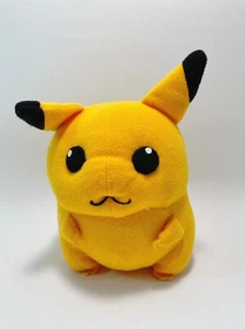 Pikachu A240 Pokemon Banpresto 2000 Peluche 7" Muñeca Juguete Japón - Imagen 1 de 6