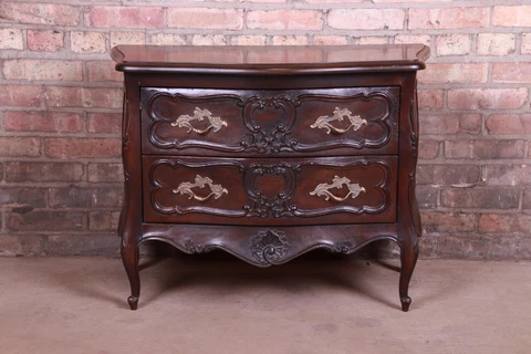 Henredon French Provincial Louis XV Walnut Bombay Chest or Commode Cover