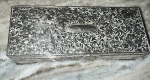 Caja de baratijas de joyería vintage Godinger chapada en plata 9 x 3,5 x 2 - Imagen 1 de 5