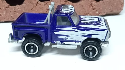 Matchbox Rough N' Tough 1997 Ford F-150 Flareside Pick-Up Purple  Diecast Truck - Image 1 of 4