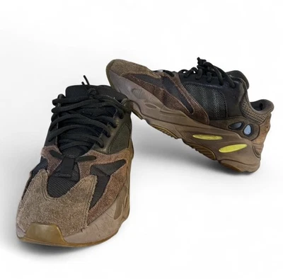 Talla 9 - Adidas Yeezy Boost 700 V1 Cuero Gamuza Marrón y Gris  Foto 1 de 4