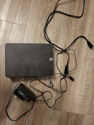 Used Seagate Expansion 8TB External HD Model SRD0NF2 USB3.0 100% Healthy Sectors - Image 1 of 2
