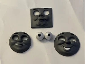 Gauge 1 - Pair of Eyes - 16’mm - THOMAS & FRIENDS Prop Replica - Picture 1 of 5