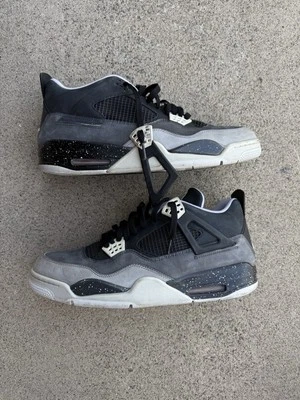 Jordan 4 Retro Fear Pack 2013 tamanho 13 usado 626969-030 abas de asa quebradas cinza  - Imagem 1 de 4
