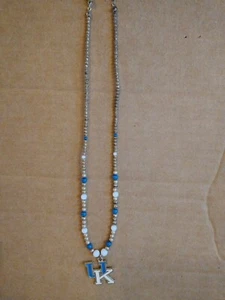 University of Kentucky Wildcats Necklace Silver Tone blue beads 23 In hand made - Picture 1 of 4