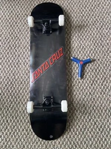 Komplettes Skateboard 7,75"" x31,5"" Skate Park Ready Schwarz Fleck Santa Cruz Aufkleber - Bild 1 von 8