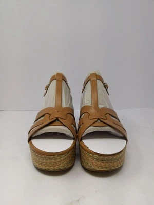 Sandalia de cuña Bandolino Kayden para mujer, caramelo 102, 9,5 Foto 1 de 4