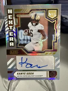 2025 Panini Score Football Kanye Udoh NIL „Next Era“ Auto US Military Academy - Bild 1 von 4