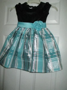 Bonnie Jean Black Velvet-Like Top/with Blue/Silver Bottom w/Bow Size 4T - Picture 1 of 5