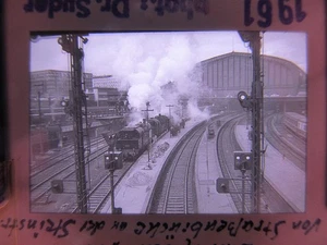 Hamburg Dampfzug Bahnhof Steinstrasse altes Dia 1961 - Bild 1 von 3