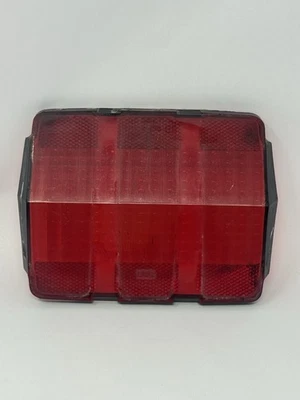 Lente de luz trasera OEM TSDB-64 CR FOMOCO Ford Mustang 1964 1965 1966 Foto 1 de 4