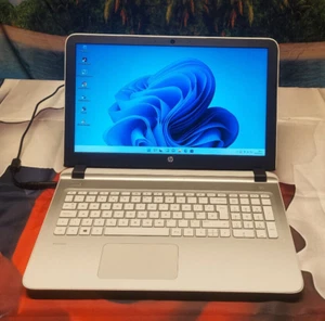 HP Pavilion Notebook - 15-ab254sa ( Intel Core i5, 8GB Ram, 256 GB SSD) - Bild 1 von 13