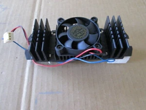 New Slot-1 cooler heatsink and fan for Intel Celeron Processors DS50SM-12AS DC12 - Afbeelding 1 van 6