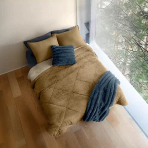 AMBER  BLANKET WITH SHERPA VERY SOFTY THICK AND WARM QUEEN SIZE MADE IN MEXICO - Picture 1 of 4