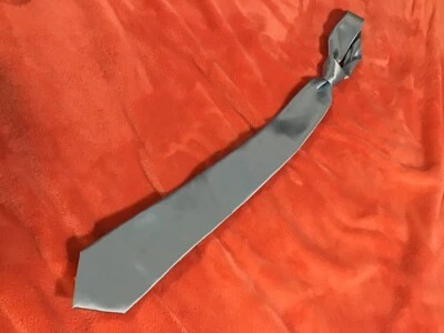 Tie Right Tie  by Van Heusen solid pre knotted silk look baby blue new with tags - Image 1 of 4