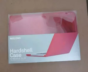 Incase Raspberry Gloss Hardshell Case Custom Fit For MacBook Pro 13" NIB CL60185 - Picture 1 of 7