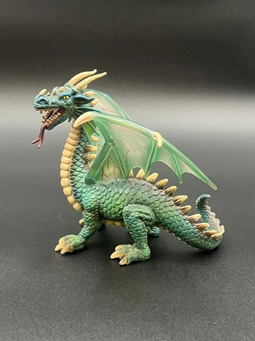 2003 Green Winged Dragon World of Knights Schleich 73527 RETIRED Figure Toy Cover