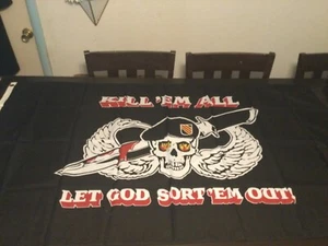 3 Neu im Karton Flaggen 3 x 5 "Kill'emAll", "Let God Sort'em Out" Spec Forces Flagge (2) & Totenkopf/Schwert - Bild 1 von 8