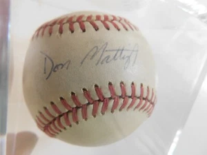 DON MATTINGLY AUTOGRAPHED RAWLING BASEBALL IN CUBE CLEAN BB RO-A - Picture 1 of 7