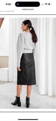 Falda envolvente asimétrica de cuero de cordero con cinturón talla 4 EE. UU. $249 & OTHER STORIES Foto 1 de 4