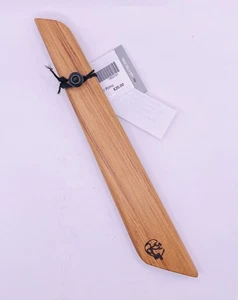 Apribottiglie in legno Nuova Zelanda nuovo con etichetta artigianale MZ Design 8,75" - Foto 1 di 6