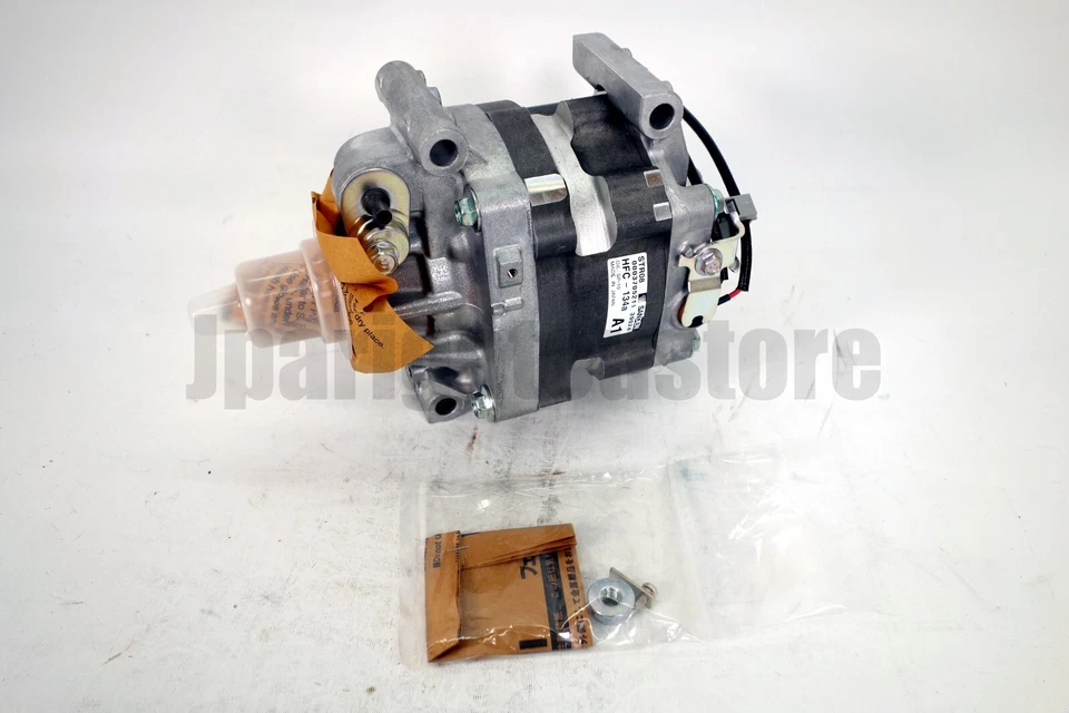 Honda Genuine 38810-5R0-004 Air Conditioning Compressor - Image 1 of 4