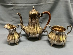 Vintage Ornate English 3 Piece Tea Set Silver Plate England - Picture 1 of 15