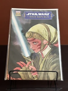 STAR WARS - THE HIGH REPUBLIC #1 (PEACH MOMOKO EXCLUSIVE VARIANT) Marvel (2022) - Picture 1 of 5