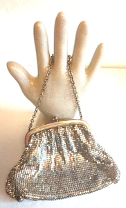 Bolso de Noche Vintage Whiting and Davis Plateado Mest Cartera Cierre de Beso Hecho en EE. UU. - Imagen 1 de 6