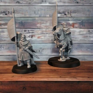 28mm Huscarl Banner Bearer Foot & Mtd. Ideal for Rohan MESBG, Dark Ages etc 28mm - Picture 1 of 11