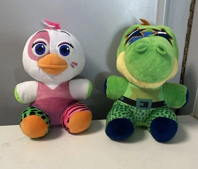 "Five Nights at Freddy's: Security Breach - Glamrock Chica & Montgomery Gator 8""" Foto 1 de 4