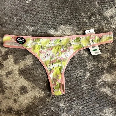 Tanga Rene Rafe con Planta Verde y Patrón Flamenco Grande Foto 1 de 2