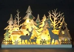 Freestanding Christmas 10 LED Wooden Winter Forest with Reindeer 18cm High - Picture 1 of 1